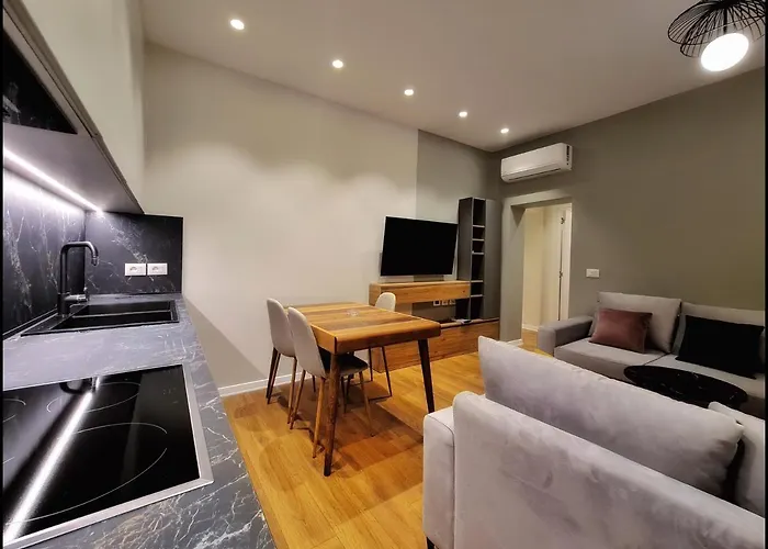 Adore - Modern Apartment