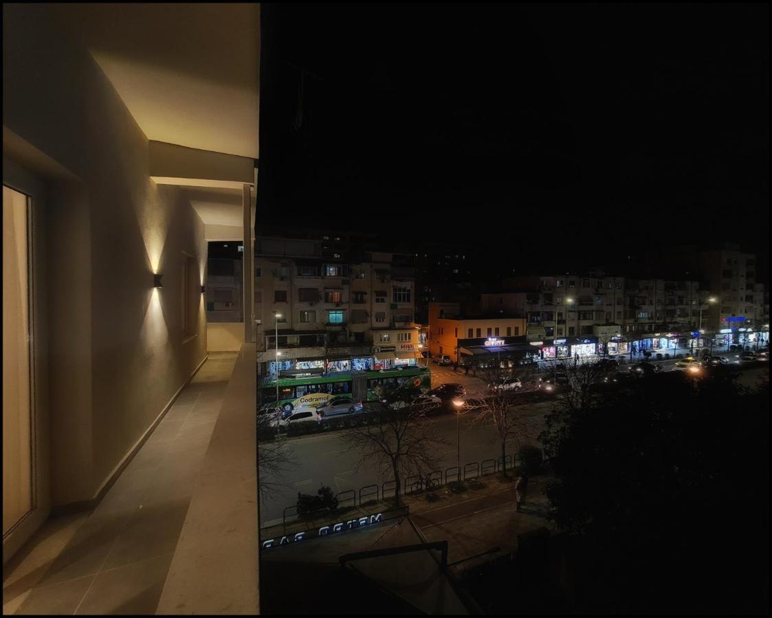 Adore - Modern Apartment Tirana