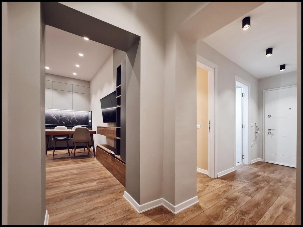 Adore - Modern Apartment Tirana